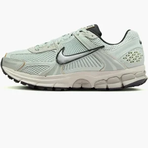 Кросівки жіночі Nike Zoom Vomero 5 (FN6742-001)