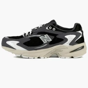 Кросівки чоловічі New Balance 725 (ML725AC)